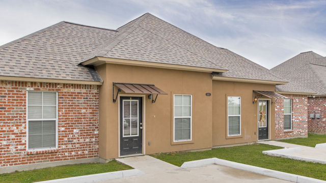 Exterior view of the town home at Magnolia Meadows